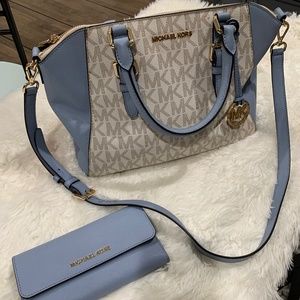 Michael Kors medium tote with matching wallet